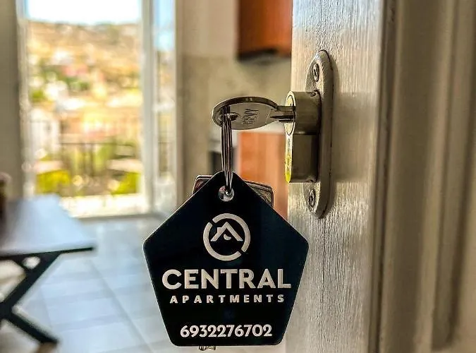 Central Apartments Appartement Ermoupoli